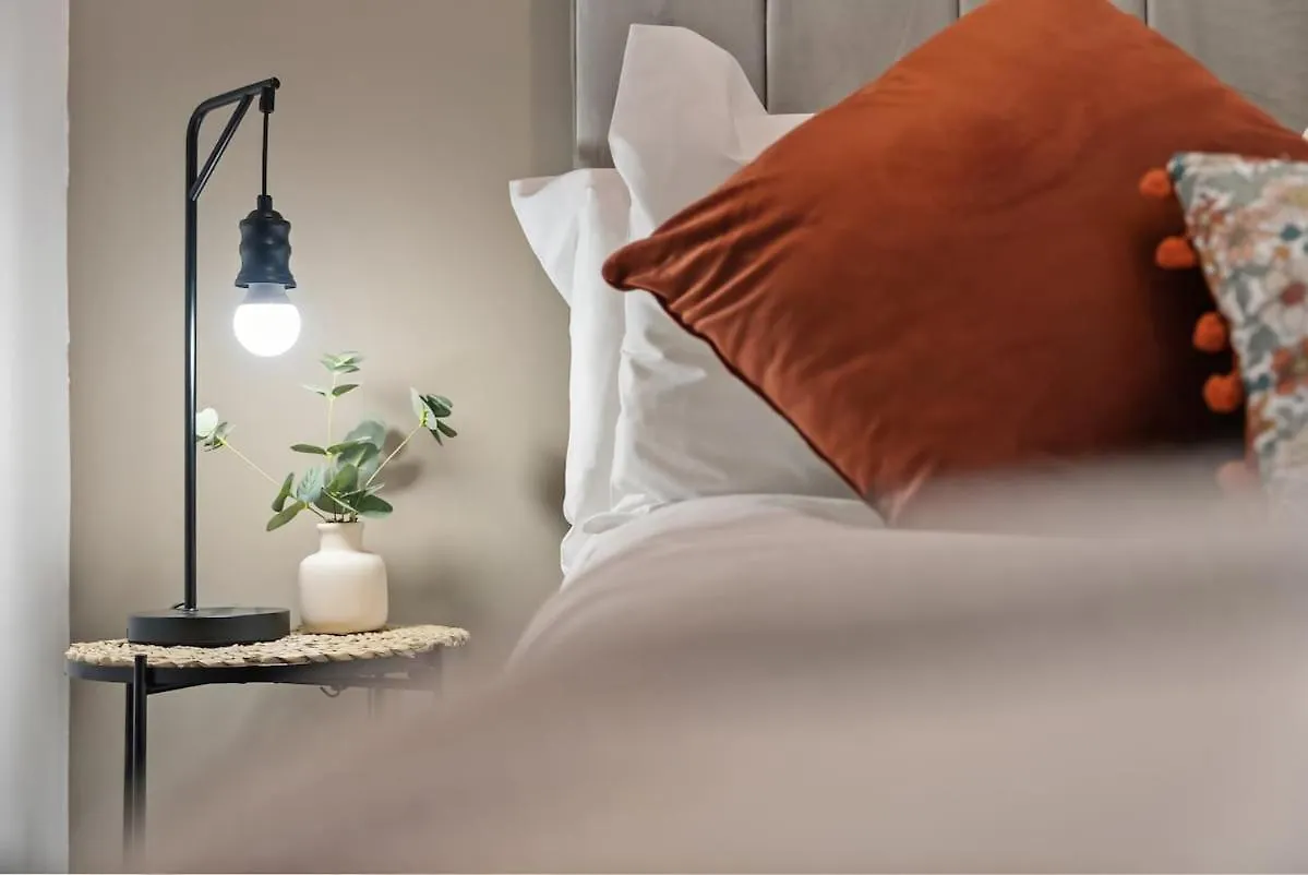 Chic 2 Bed Apartment With Free Parking & Garden Cambridge 0*,  Storbritannien