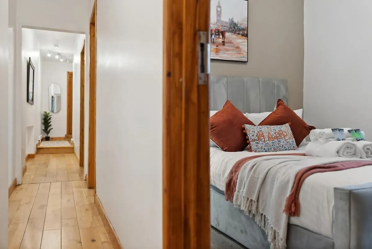 Chic 2 Bed Apartment With Free Parking & Garden Cambridge 0*,  Storbritannien